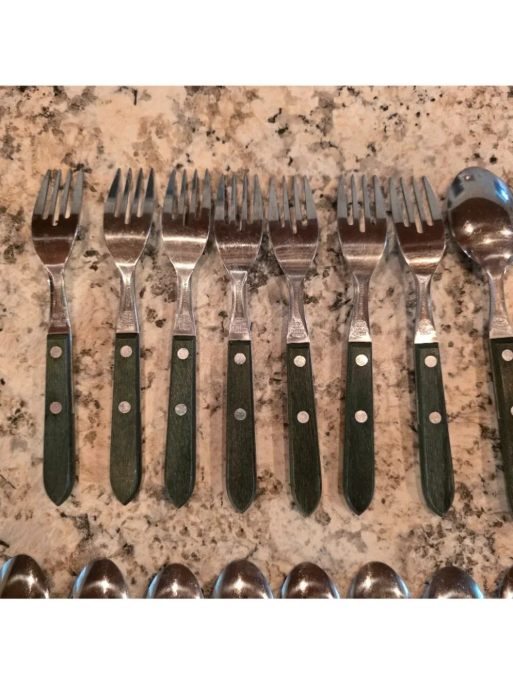 Town & Country  Wood Handle Stainless Flatware 31 Pc Fork Spoon Set Lot